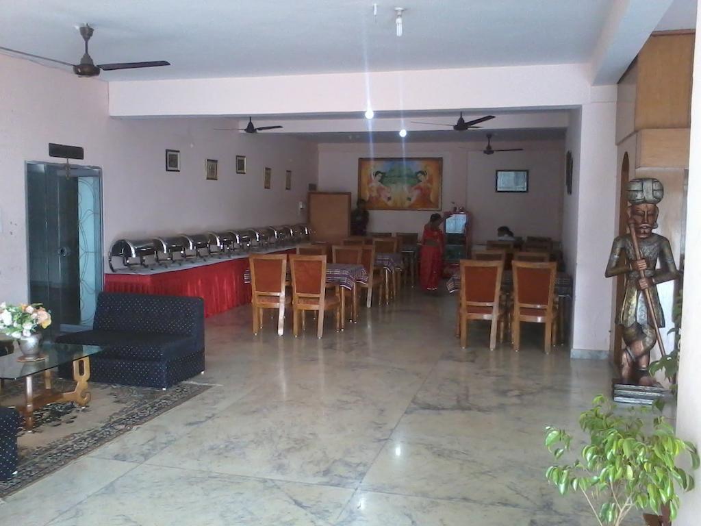 Hotel Sambodhi Bhopal Esterno foto