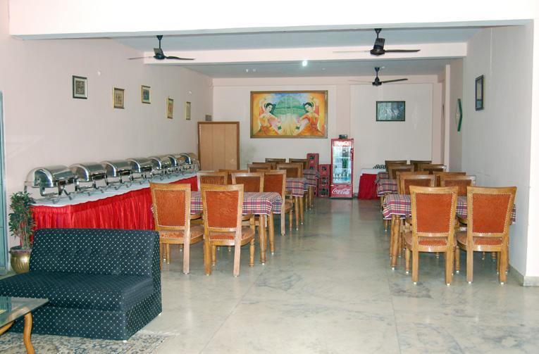 Hotel Sambodhi Bhopal Esterno foto